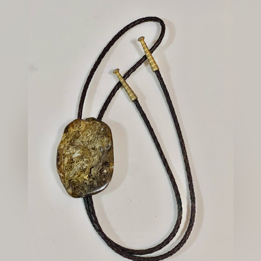 Vtg Bennett Pat Native American Bolo Tie Fossilized Petrified Root Stone.